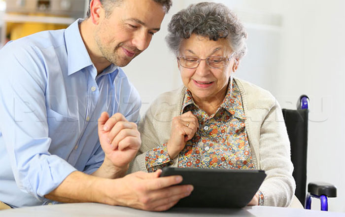 Онлайн-консультация для пожилой женщины