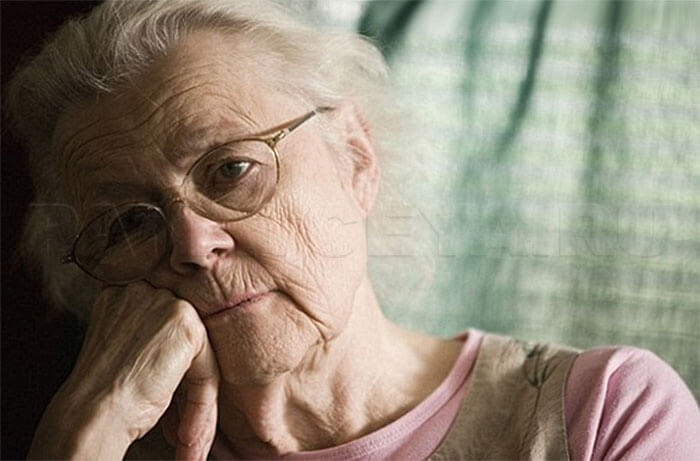 Возрастное изменение личности у пожилой женщины